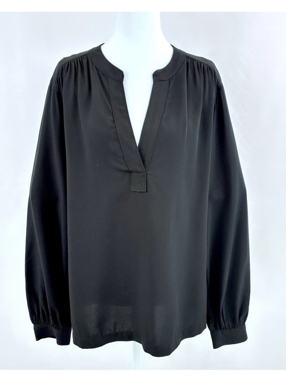 GAP Women’s XL Black Split Neck Popover Blouse Long Sleeve Rayon Relaxed Fit